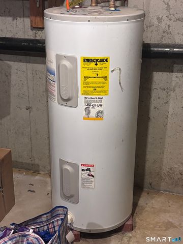 101 Madeline Avenue APT 33, Waterbury, CT 06708