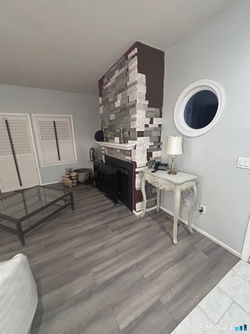 101 Madeline Avenue APT 33, Waterbury, CT 06708