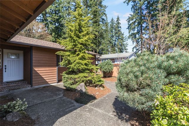 28817 191st Place SE, Kent, WA 98042