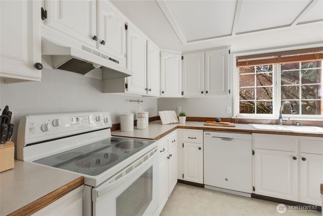 28817 191st Place SE, Kent, WA 98042