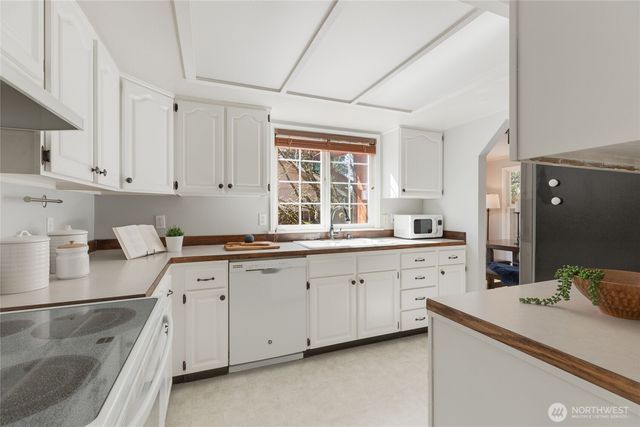 28817 191st Place SE, Kent, WA 98042