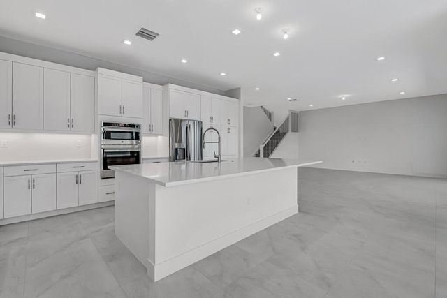 9680 Grey Flock Drive, Palm Beach Gardens, FL 33412