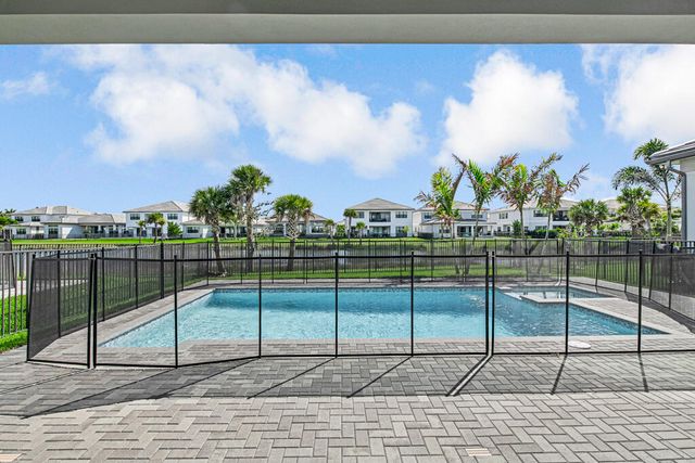 9680 Grey Flock Drive, Palm Beach Gardens, FL 33412