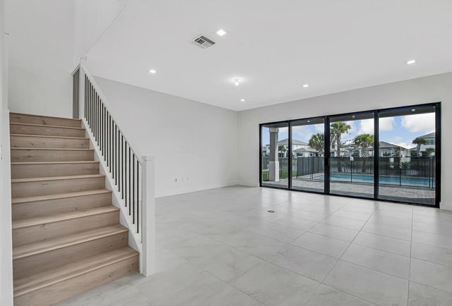 9680 Grey Flock Drive, Palm Beach Gardens, FL 33412