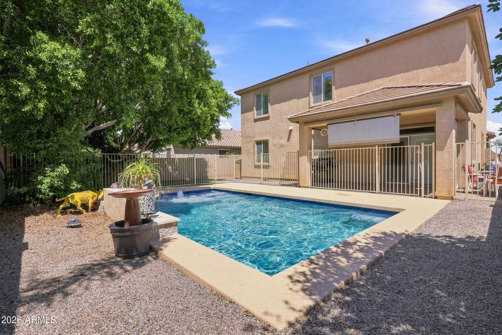 2905 E MEADOWVIEW Drive, Gilbert, AZ 85298 — exterior