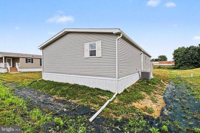 5 EVERGREEN, Palmyra, PA 17078