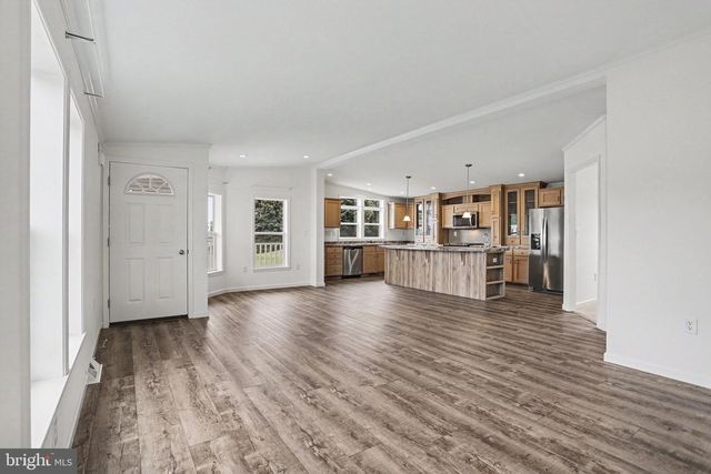 5 EVERGREEN, Palmyra, PA 17078