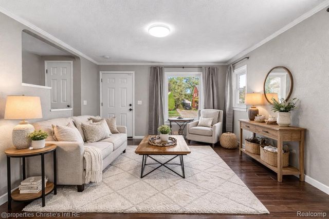 10842 Nottingham, Detroit, MI 48224