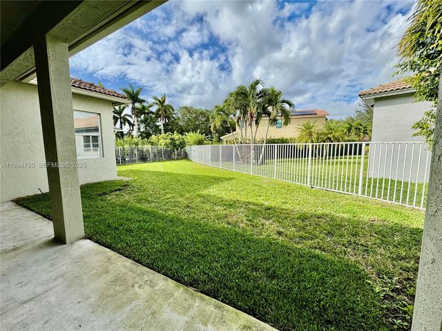4321 W Whitewater Ave 0, Weston, FL 33332