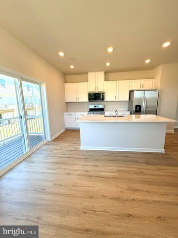 144 GARY WAY, Sicklerville, NJ 08081