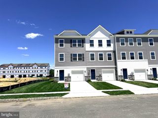 144 GARY WAY, Sicklerville, NJ 08081