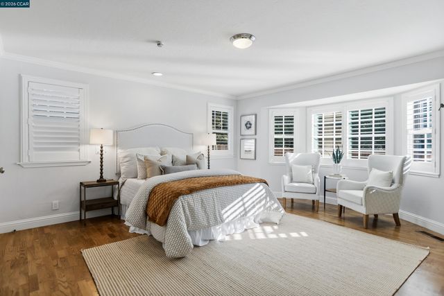 141 Park Ave, Walnut Creek, CA 94595