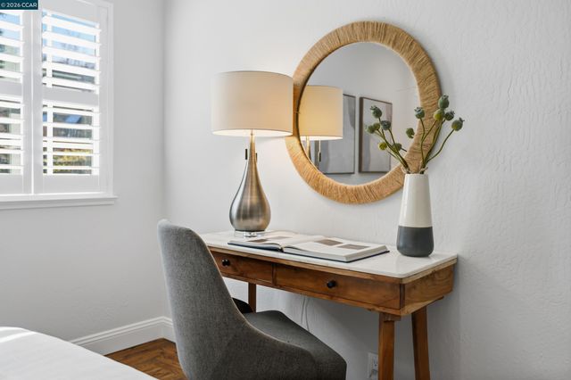 141 Park Ave, Walnut Creek, CA 94595