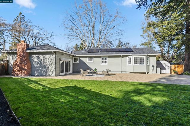 141 Park Ave, Walnut Creek, CA 94595