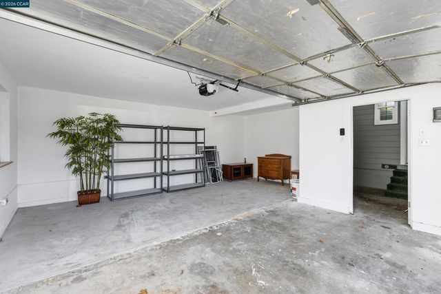 141 Park Ave, Walnut Creek, CA 94595