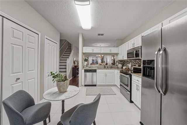 1219 KENNEWICK COURT, Wesley Chapel, FL 33543