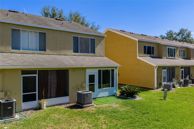 1219 KENNEWICK COURT, Wesley Chapel, FL 33543