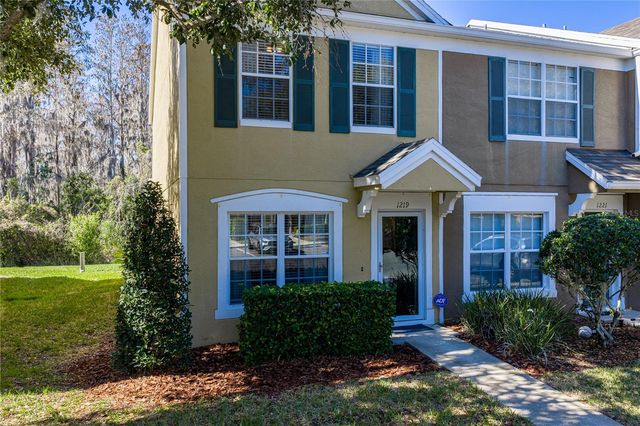 1219 KENNEWICK COURT, Wesley Chapel, FL 33543