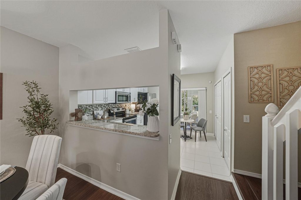 Image 14 of property listing at 1219 KENNEWICK COURT, Wesley Chapel, FL 33543