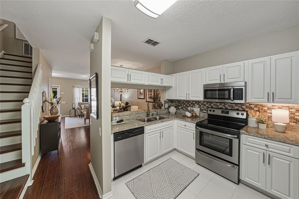 Image 16 of property listing at 1219 KENNEWICK COURT, Wesley Chapel, FL 33543