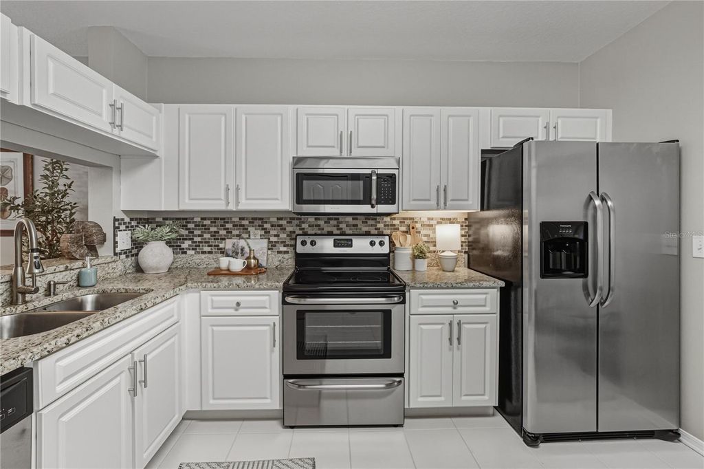 Image 18 of property listing at 1219 KENNEWICK COURT, Wesley Chapel, FL 33543