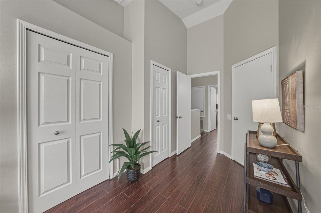 Image 40 of property listing at 1219 KENNEWICK COURT, Wesley Chapel, FL 33543