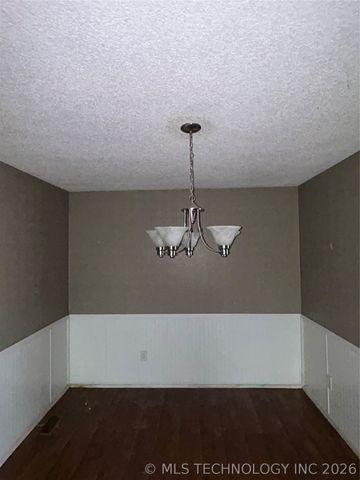 13204 E 32nd Court, Tulsa, OK 74134