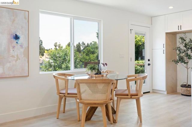 1923 Thompson Ln, El Sobrante, CA 94803