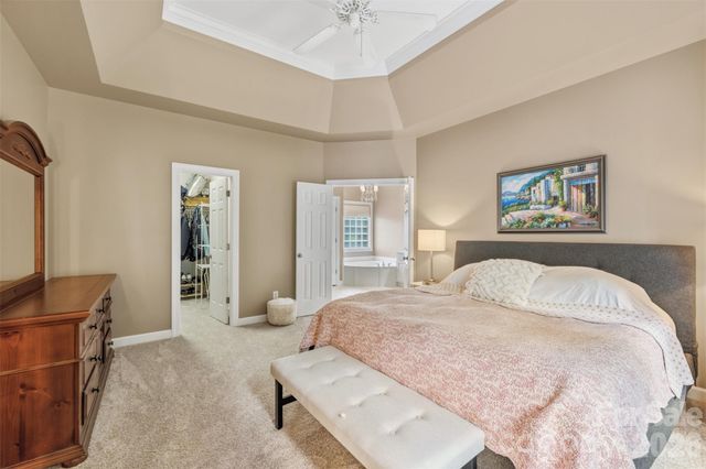 16119 Hallaton Drive, Huntersville, NC 28078