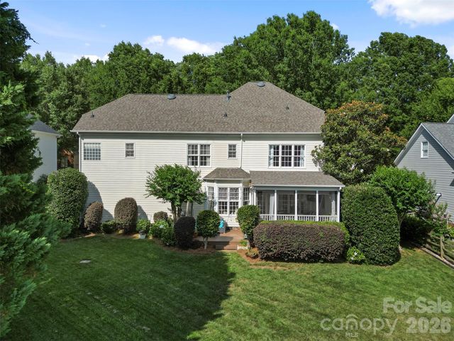 16119 Hallaton Drive, Huntersville, NC 28078