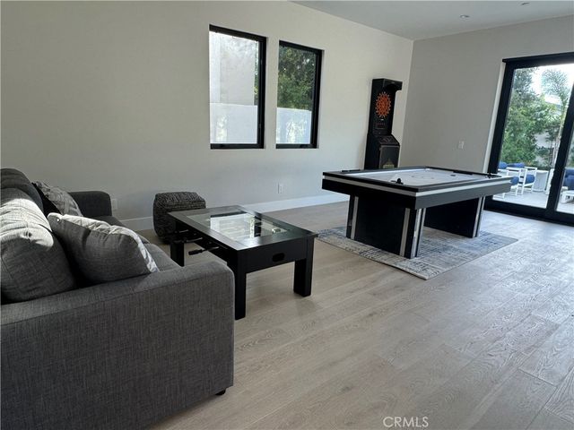 1612 Gates Avenue, Manhattan Beach, CA 90266