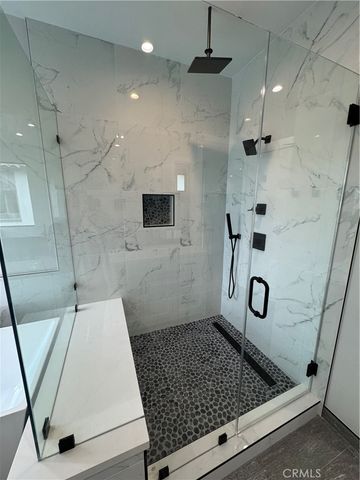 1612 Gates Avenue, Manhattan Beach, CA 90266