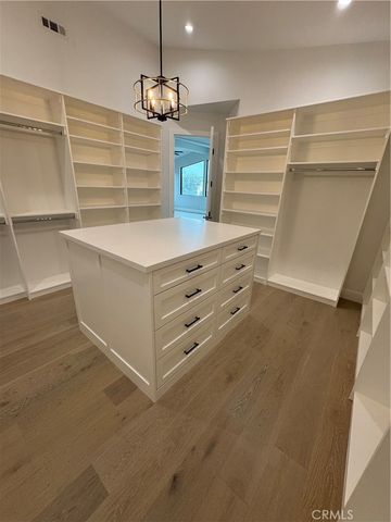 1612 Gates Avenue, Manhattan Beach, CA 90266