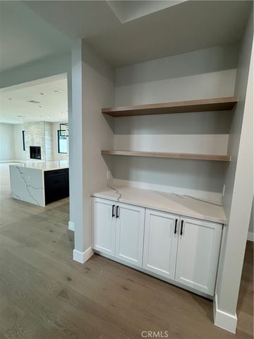 1612 Gates Avenue, Manhattan Beach, CA 90266