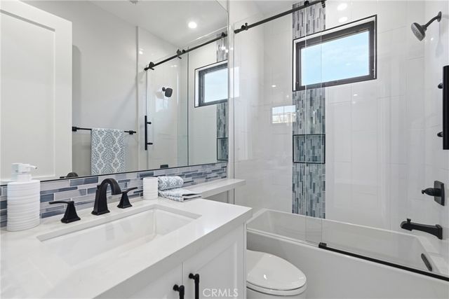 1612 Gates Avenue, Manhattan Beach, CA 90266