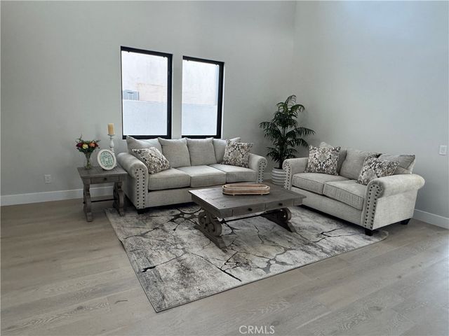 1612 Gates Avenue, Manhattan Beach, CA 90266