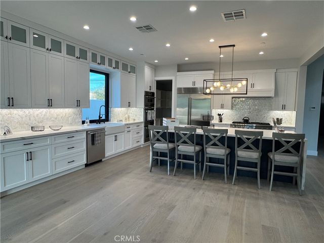 1612 Gates Avenue, Manhattan Beach, CA 90266