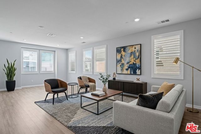 763 Sienna Way, Inglewood, CA 90301