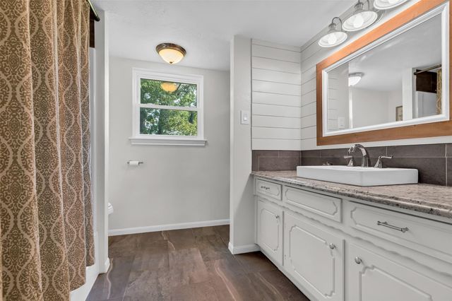 4700 Harvey Road, Crosby, TX 77532