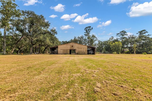 4700 Harvey Road, Crosby, TX 77532