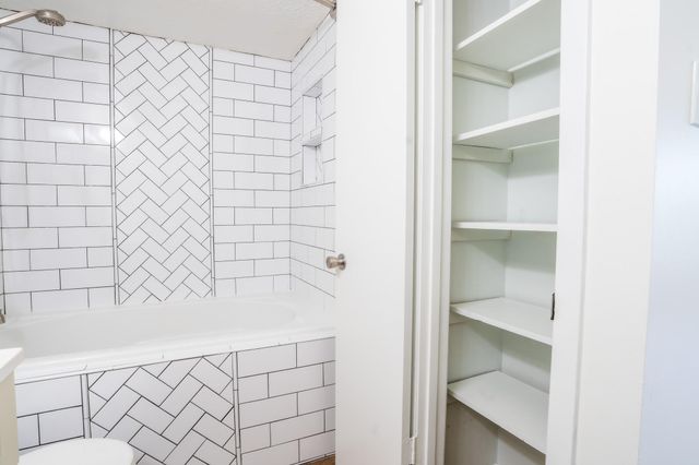 12807 Venice Lane, Stafford, TX 77477