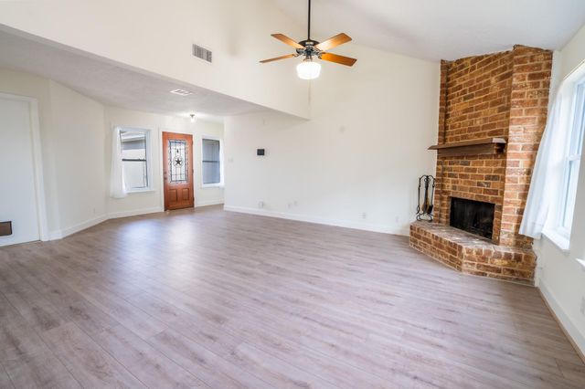 12807 Venice Lane, Stafford, TX 77477