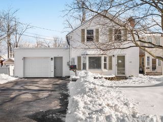 180 Tenth Street, Leominster, MA 01453