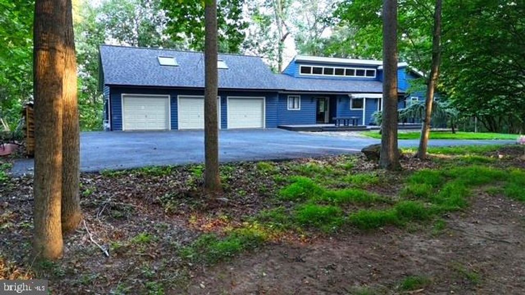 310 PIEDMONT WAY, Martinsburg, WV 25404