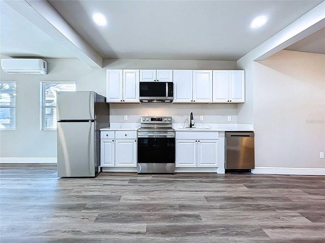 1621 7TH AVENUE N, St Petersburg, FL 33713