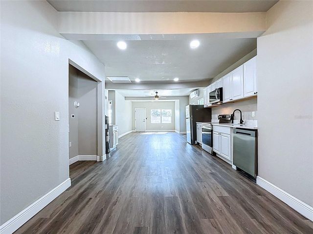 1621 7TH AVENUE N, St Petersburg, FL 33713