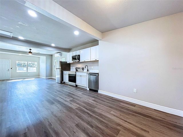 1621 7TH AVENUE N, St Petersburg, FL 33713