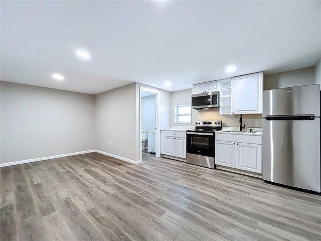 1621 7TH AVENUE N, St Petersburg, FL 33713