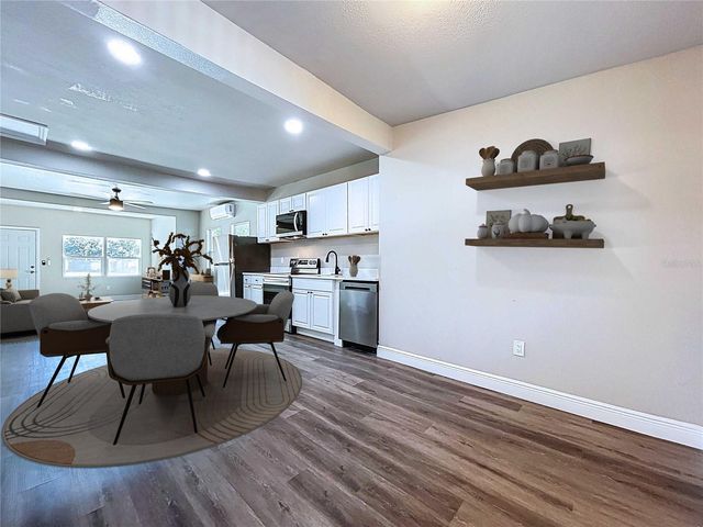 1621 7TH AVENUE N, St Petersburg, FL 33713