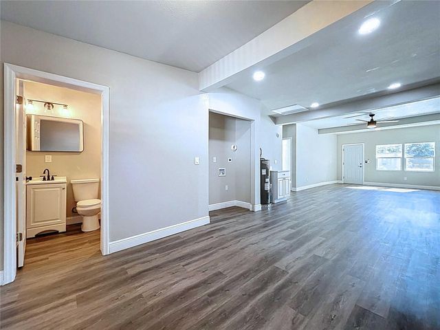 1621 7TH AVENUE N, St Petersburg, FL 33713